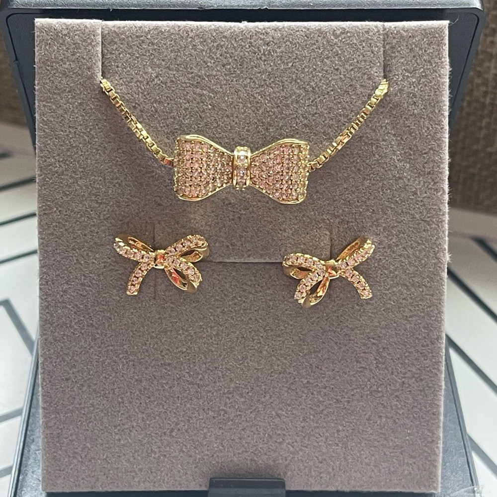 Elegant Gold Bow Jewelry Set